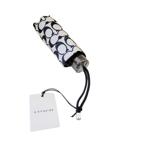 NWT  Coach Signature Mini Umbrella (COACH CP500) SILVER/CHALK MULTI - Picture 2 of 4